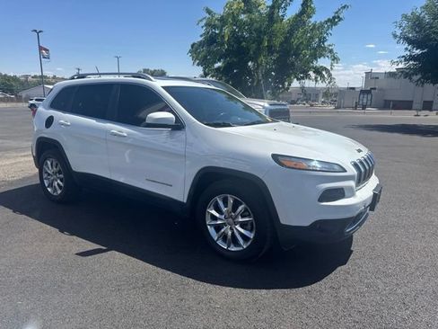 Used 2014 Jeep Cherokee Limited w/ Luxury Group FWD image 2
