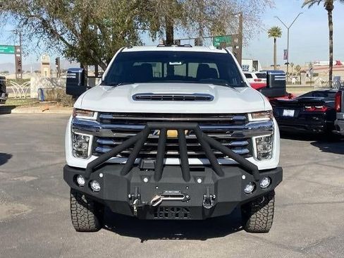 Used 2021 Chevrolet Silverado 3500 High Country AWD/4WD image 3