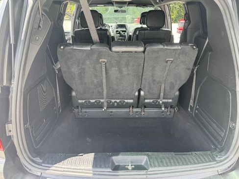 Used 2016 Dodge Grand Caravan R/T FWD image 14