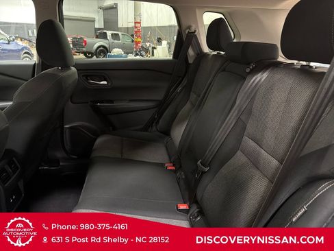 Certified 2025 Nissan Rogue SV AWD/4WD image 29
