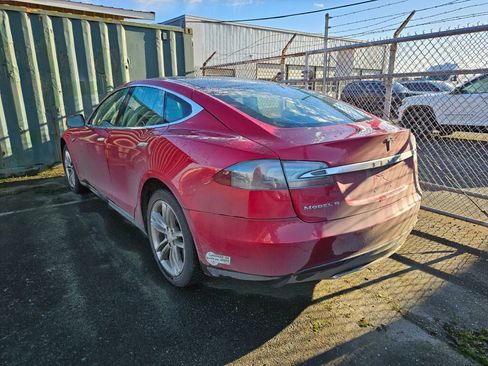 Used 2013 Tesla Model S Performance image 5