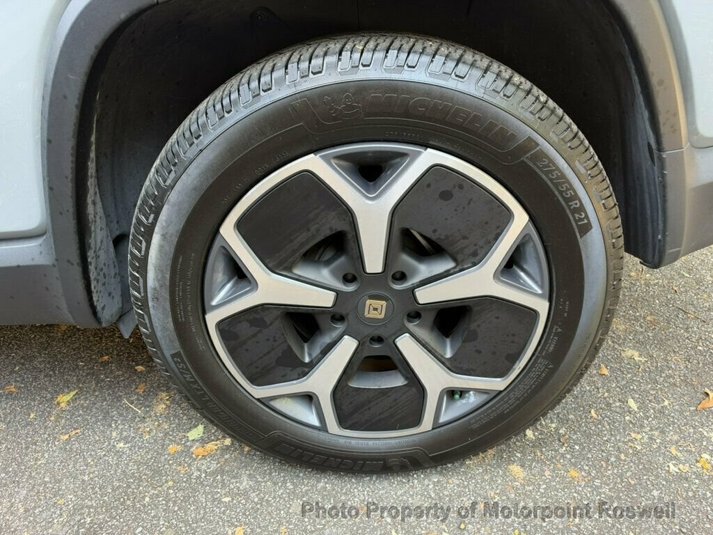 Used 2024 Rivian R1S Adventure Dual AWD/4WD image 28