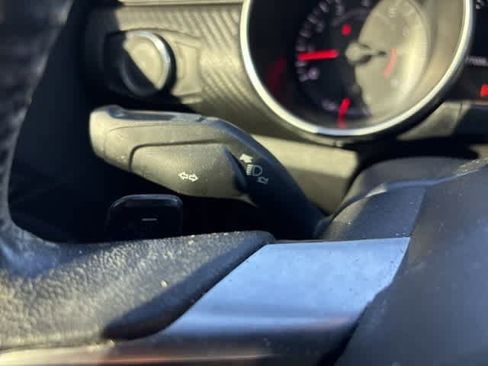 Used 2020 Ford Mustang Coupe image 17