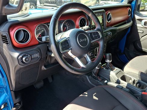 Certified 2022 Jeep Wrangler Unlimited Rubicon w/ Cold Weather Group AWD/4WD image 24