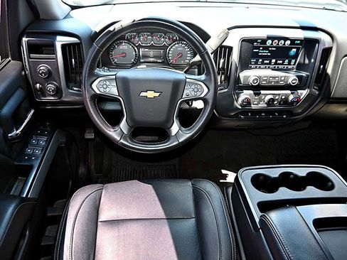 Used 2018 Chevrolet Silverado 1500 LT w/ All Star Edition AWD/4WD image 11