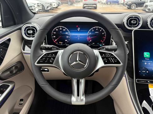 New 2026 Mercedes-Benz GLC 300 4MATIC image 23