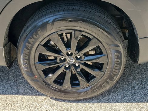 Used 2025 MAZDA CX-50 AWD 2.5 S w/ Premium Package image 5