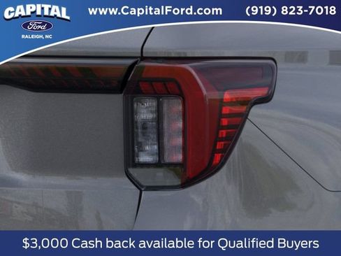 New 2026 Ford Explorer Active RWD image 21