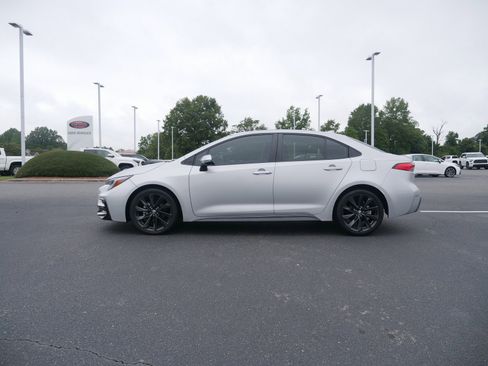 Used 2023 Toyota Corolla SE image 5