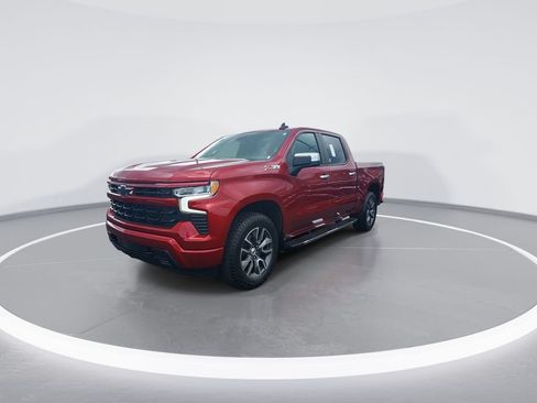 Used 2023 Chevrolet Silverado 1500 RST w/ Z71 Off-Road Package AWD/4WD image 4