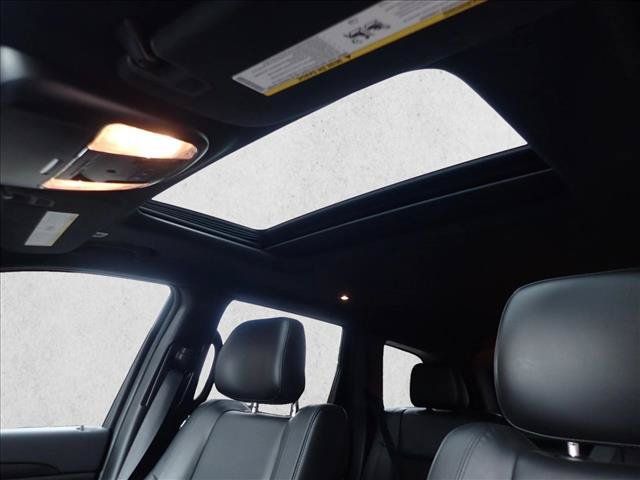 Used 2020 Jeep Grand Cherokee Altitude AWD/4WD image 9