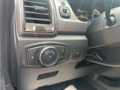 Used 2022 Ford Ranger XLT w/ Equipment Group 301A Mid AWD/4WD image 19