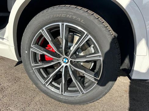 New 2026 BMW X5 xDrive50e w/ M Sport Package image 7