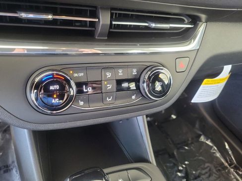New 2026 Buick Envista Preferred w/ Convenience I Package FWD image 16