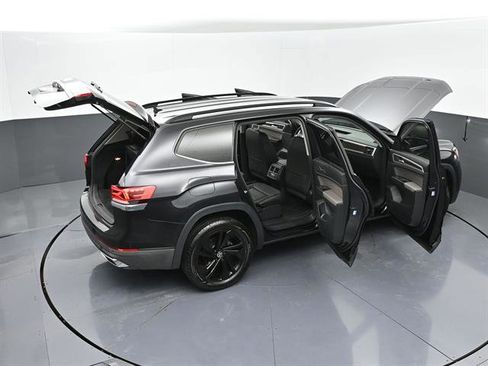 Used 2022 Volkswagen Atlas SE FWD image 52