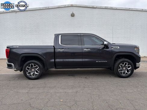 Used 2022 GMC Sierra 1500 SLT image 1