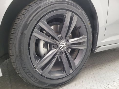 Used 2022 Volkswagen Jetta SE FWD image 30