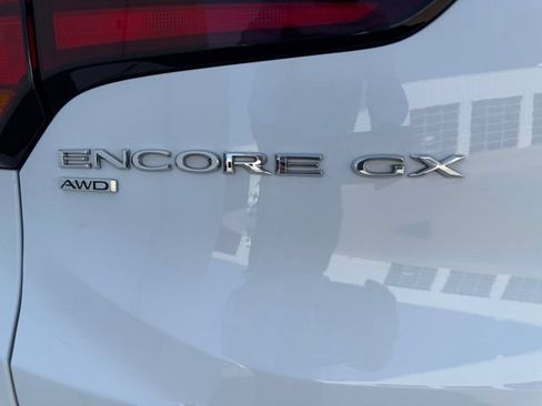 Used 2023 Buick Encore GX Preferred w/ Cold Weather Comfort Package AWD/4WD image 35