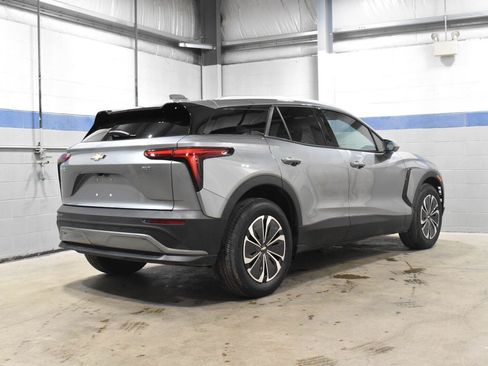 Used 2024 Chevrolet Blazer EV LT AWD/4WD image 26