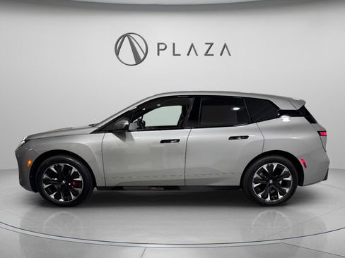 New 2026 BMW iX xDrive60 w/ M Sport Package image 3