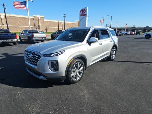 Used 2022 Hyundai Palisade SEL w/ Premium Package AWD/4WD image 7