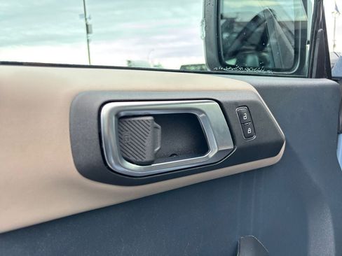 Used 2024 Ford Bronco Wildtrak AWD/4WD image 24