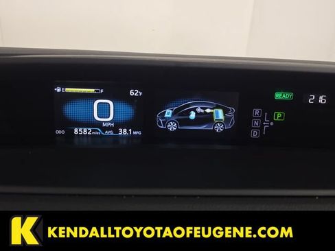 Used 2022 Toyota Prius Prime XLE FWD image 16