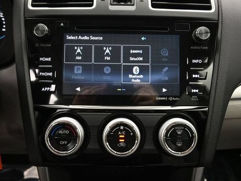 Used 2018 Subaru Forester 2.5i Premium AWD/4WD image 14