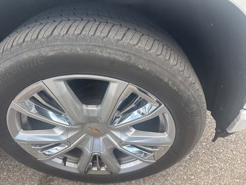 Used 2019 Chevrolet Silverado 1500 High Country w/ Z71 Off-Road Package image 8