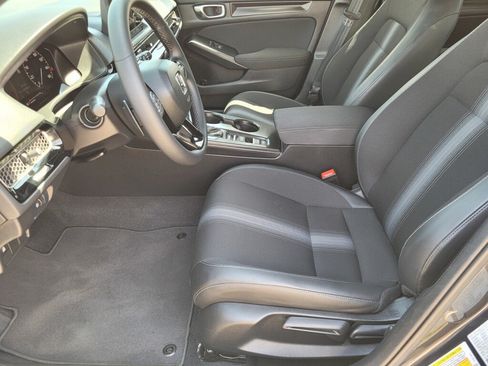 Certified 2025 Honda Civic Sport image 17