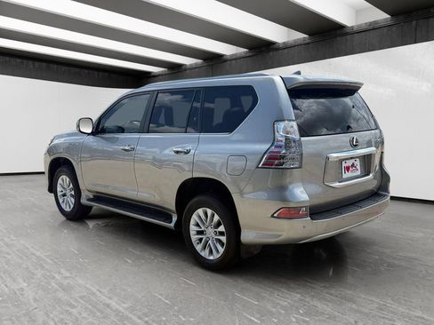 Used 2023 Lexus GX 460 Premium w/ Premium Plus Package AWD/4WD image 3