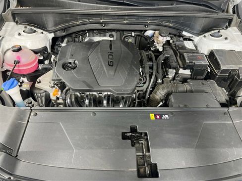 Certified 2024 Kia Sorento LX image 30