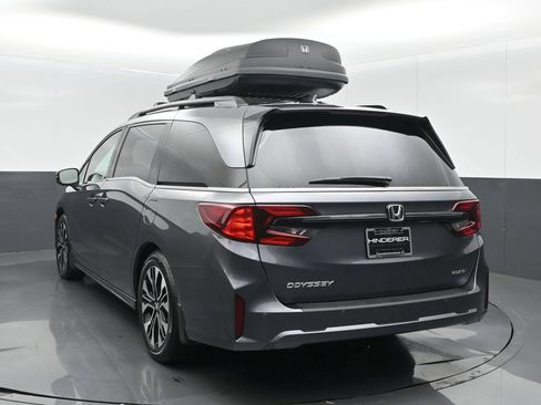 Used 2026 Honda Odyssey Elite image 6