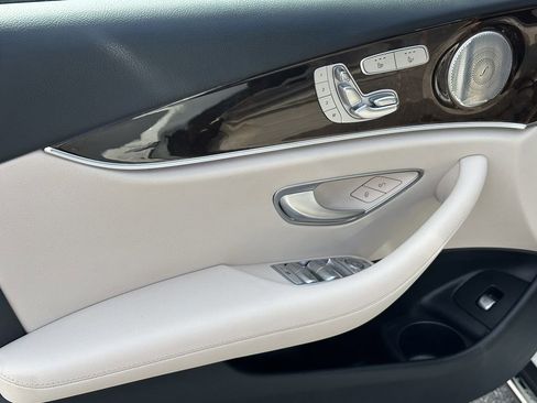 Certified 2022 Mercedes-Benz E 450 4MATIC All-Terrain Wagon image 10