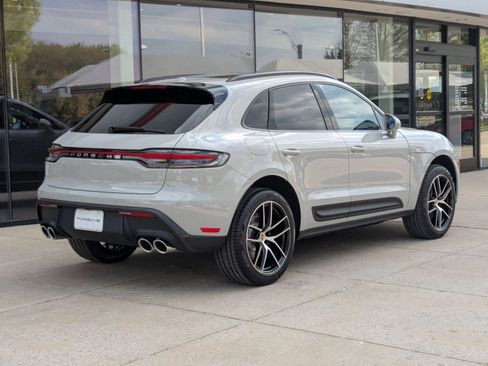 New 2026 Porsche Macan AWD/4WD image 9