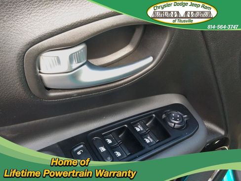 Used 2020 Jeep Renegade Altitude image 11
