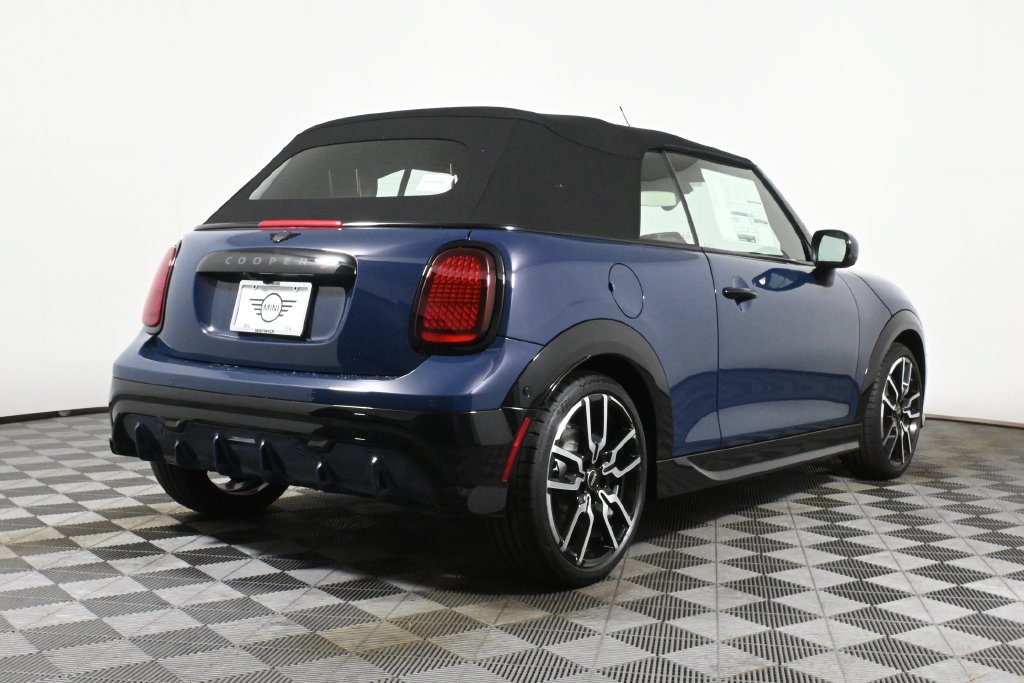 Used 2026 MINI Cooper S FWD image 8