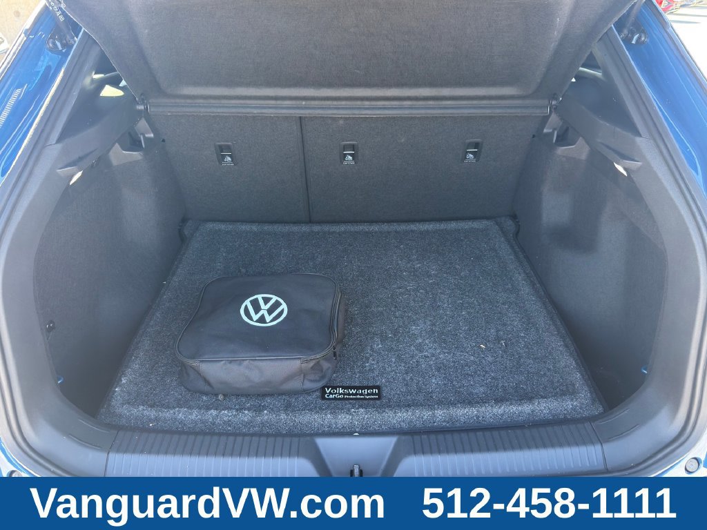 Used 2025 Volkswagen ID.4 Pro RWD image 8