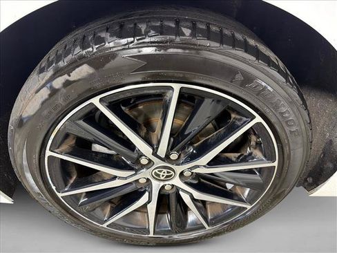 Used 2022 Toyota Camry SE FWD image 17