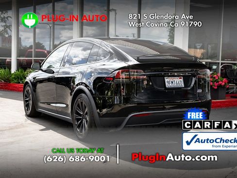 Used 2023 Tesla Model X Plaid image 2
