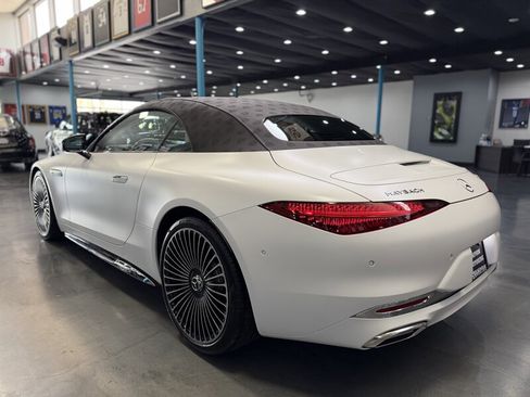 Used 2026 Mercedes-Benz Maybach SL 680 image 8