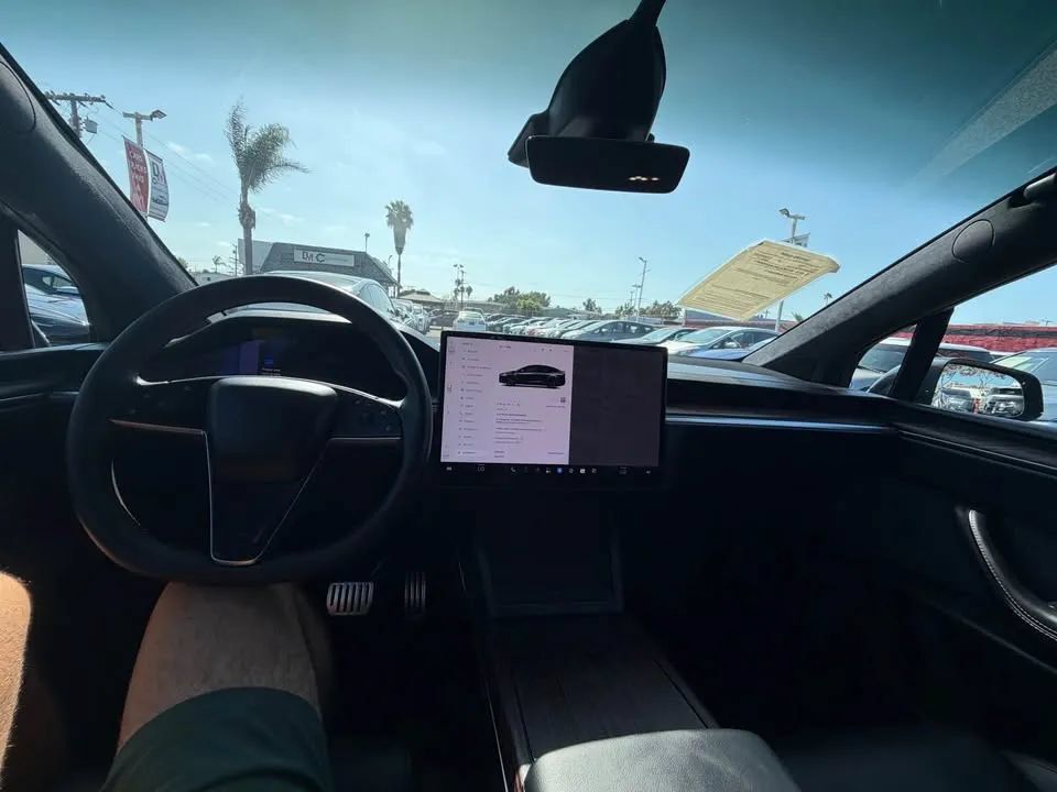 Used 2024 Tesla Model X AWD/4WD image 8