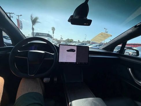 Used 2024 Tesla Model X AWD/4WD image 8