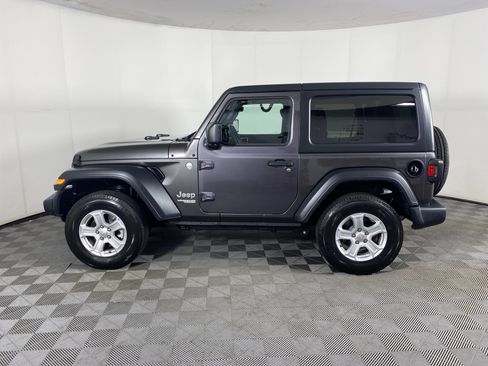 Used 2020 Jeep Wrangler Sport AWD/4WD image 9