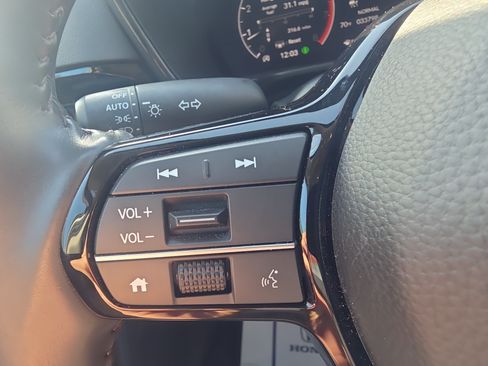 Used 2024 Honda CR-V EX-L image 29