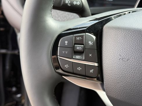 New 2026 Ford Explorer Platinum RWD image 24