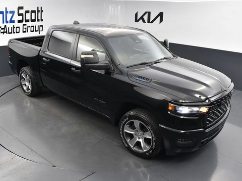 Used 2025 RAM 1500 Tradesman AWD/4WD image 15