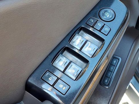 Used 2020 GMC Yukon XL Denali w/ Denali Ultimate Package image 18