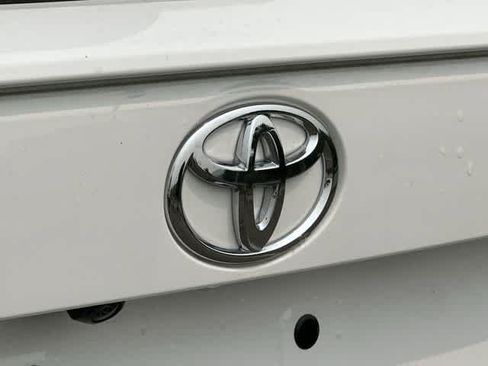 Used 2025 Toyota RAV4 XLE w/ Convenience Package AWD/4WD image 18