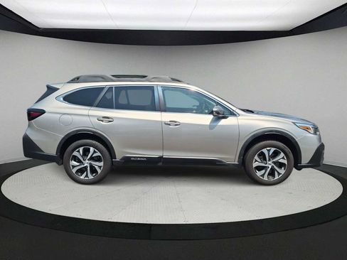 Used 2020 Subaru Outback Limited XT w/ Popular Package #2 AWD/4WD image 9